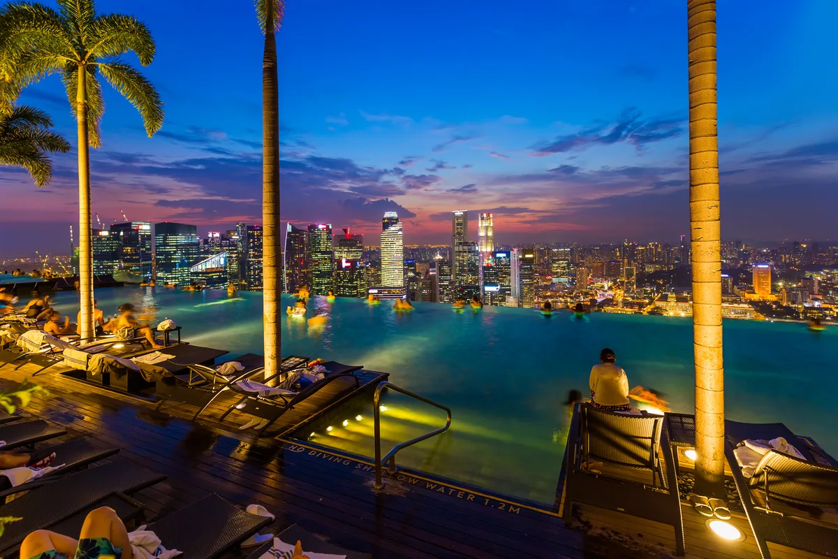 Crays lifestyle infrastructure overlooking a global city venue